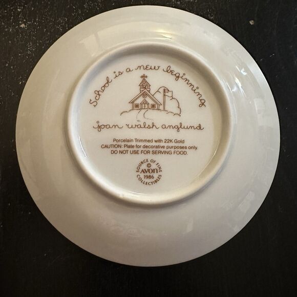 1986 Avon Collectible Porcelain Plate "School Is A New Beginning" - Picture 2 of 4